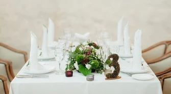 Dekoracje sali weselnej w stylu glamour