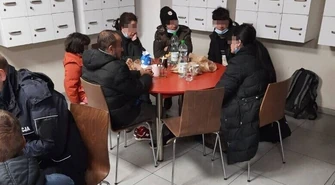 Rodzina z Iraku ukryta w ciężarówce
