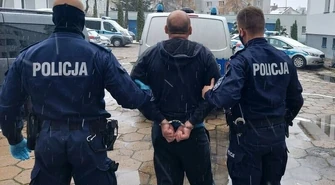 Narkotyki schował w piecu