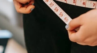 Jak zrzucić brzuch? Poznaj sprawdzone sposoby!