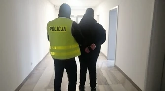 Demolował zaparkowane pojazdy