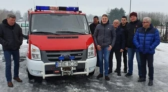 Nowe auta dla OSP z gminy Rozprza