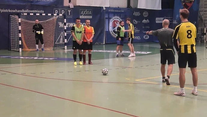 Wysoka porażka byłego mistrza