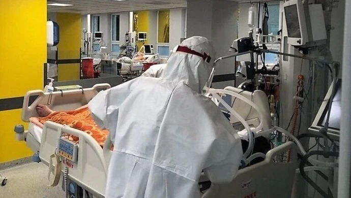 Oddział covidowy w Piotrkowie wypełnia się po brzegi