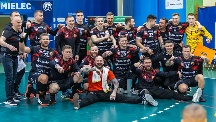 Piotrkowianin wygrał na wyjeździe z Handball Stalą Mielec