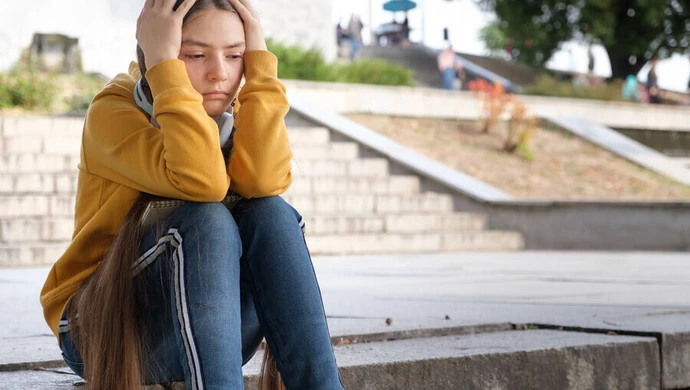 Nastoletnia depresja. Życie w trybie online/offline - nie pozwól dziecku wylogować się z życia