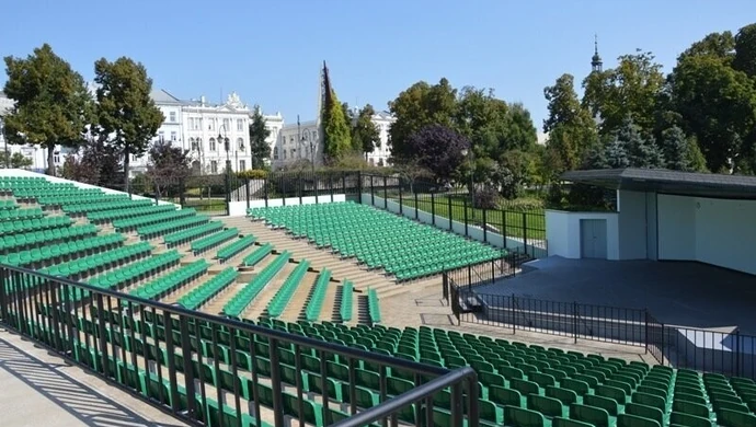 Piotrkowskie &#8222;jajo&#8221; dawniej i dziś