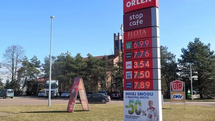 Horrendalnie wysokie ceny paliw. A może być jeszcze drożej [FOTO]