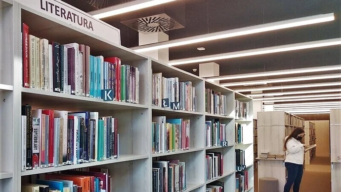 Mróz i erotyki królują w Piotrkowie