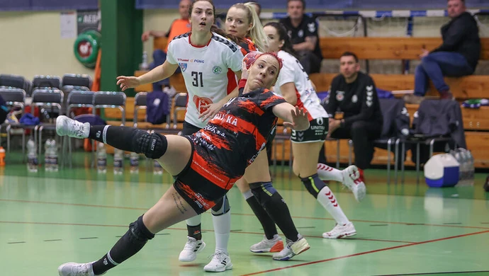 Pierwsza wiosenna wygrana w hali Relax