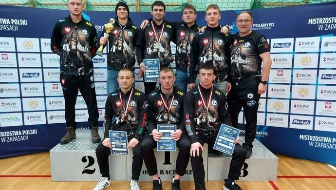 Juniorzy AKS-u drugą siłą w kraju