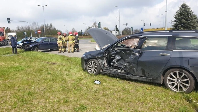 Groźne zderzenie na Sikorskiego w Piotrkowie
