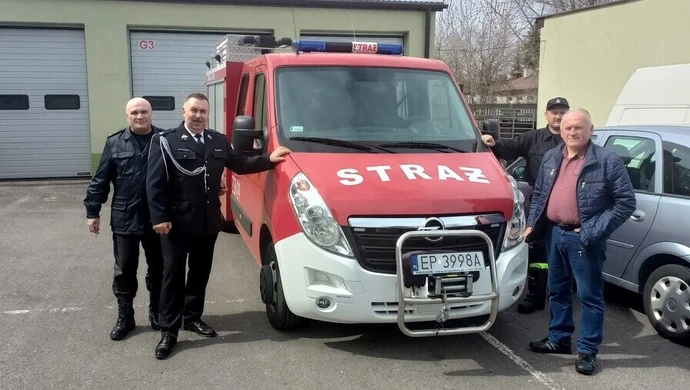 Nowy samochód strażacki dla OSP Bęczkowice