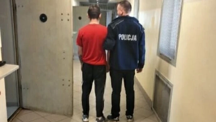 Napadli na 50-latka i ukradli mu broń