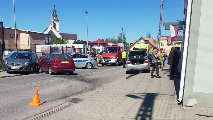 Groźne zderzenie przed urzędem