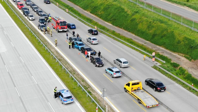 Osiem aut zderzyło się na A1