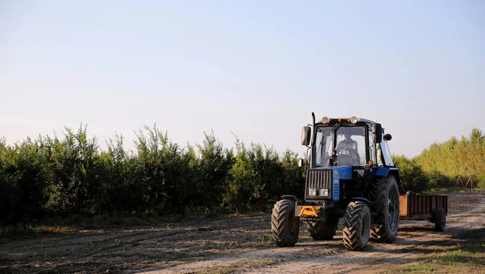 Prowadził traktor na "podwójnym gazie"