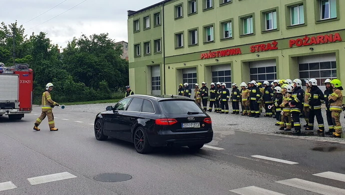 Strażacy z Piotrkowa kierowali ruchem