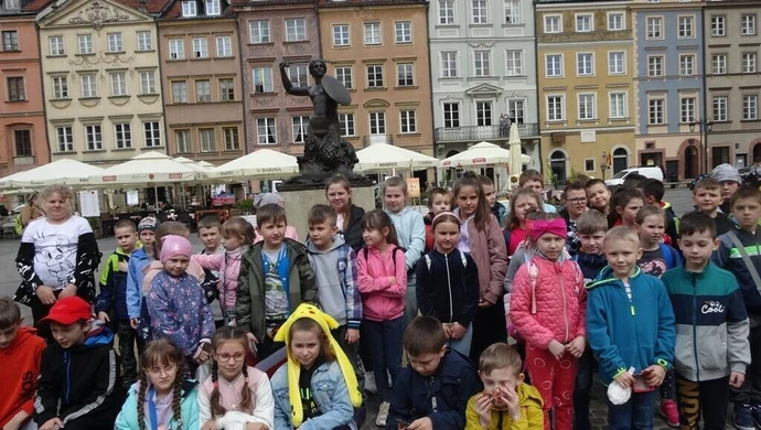 Uczniowie z Aleksandrowa poznawali Polskę