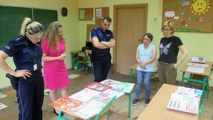 Wyśpiewali i namalowali bezpieczeństwo (ZDJĘCIA)