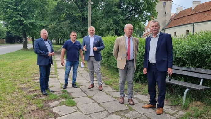 Milionowe inwestycje na drogach w powiecie