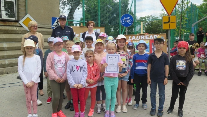 Nagrody w konkursie "Moje i Twoje bezpieczeństwo" wręczone (ZDJĘCIA + NAGRANIE)