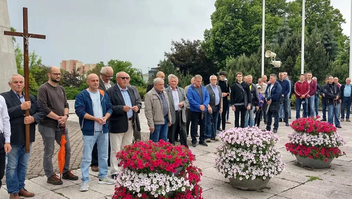 Po raz 40 spotkają się na modlitwie różańcowej