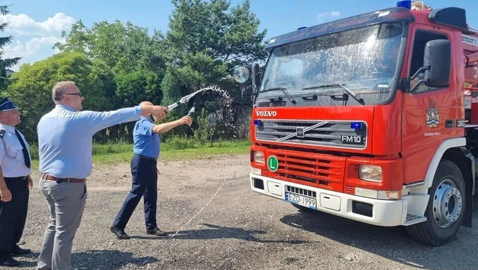Nowy podnośnik dla strażaków z Moszczenicy