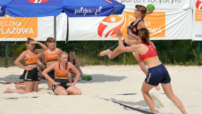 Mistrzostwa Polski w piłce ręcznej plażowej w Sulejowie