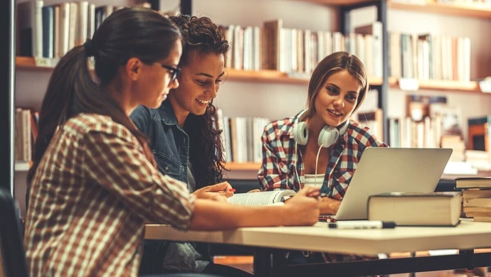 Nowoczesne studia w Łodzi. Studiuj, pracuj, zyskuj z uczelnią WSB Łódź