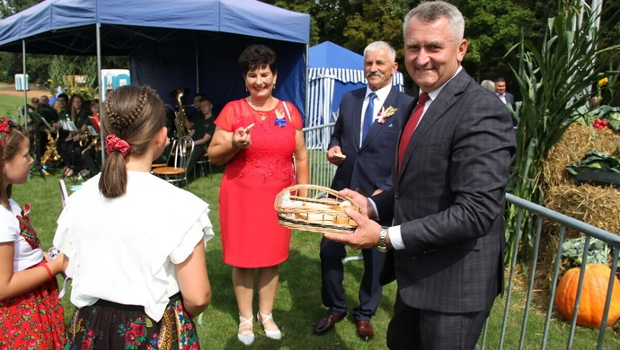 Gmina Grabica świętowała dożynki w Szydłowie