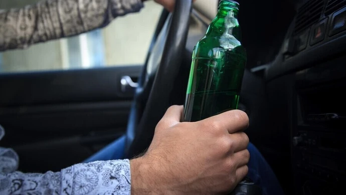 Pijani za kierownicą. Rekordzista miał ponad 3 promile!