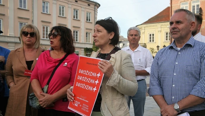 "PiSINFLACJA dobija Polaków". Protest w Rynku