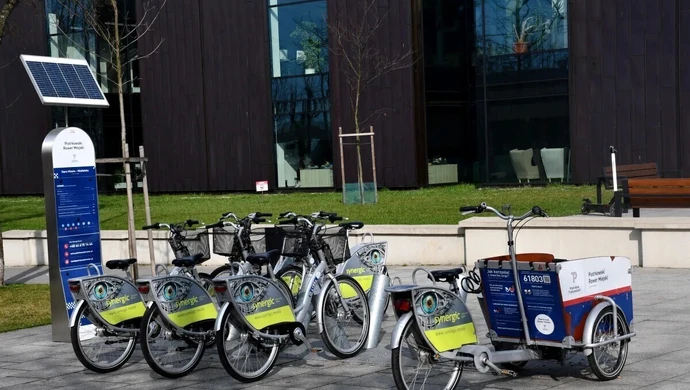 Mniej miejskich rowerów. A to przez... hulajnogi