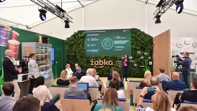 Żabka zaprezentowała w Karpaczu nowy rodzaj sklepu - Eko Smart