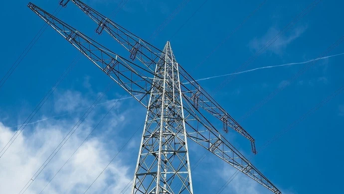 Kolejny przetarg na prąd unieważniony. Krótsze umowy rozwiążą problem?