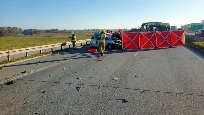 Jedna osoba zginęła w wypadku na ekspresówce