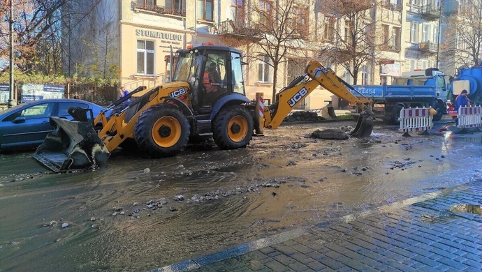 Awaria magistrali poważniejsza, niż zakładano. Nie będzie wody!