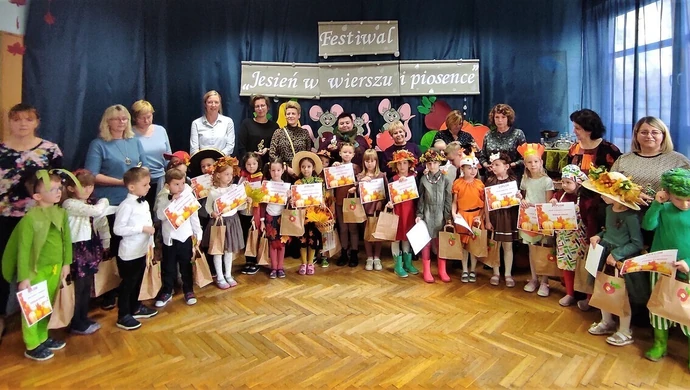 Festiwal "Jesień w wierszu i piosence" w Piotrkowie (ZDJĘCIA)