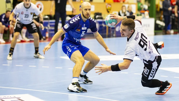 Pierwsza porażka we własnej hali [ZDJĘCIA]