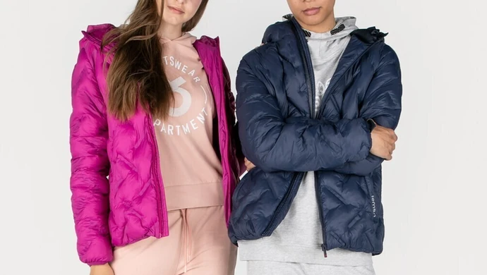 Kurtki młodzieżowe - jakie kolory będą modne w tym sezonie?