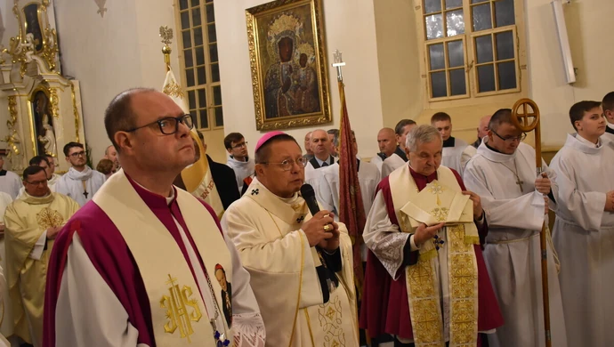 100 lat parafii św. Jacka w Piotrkowie [ZDJĘCIA]