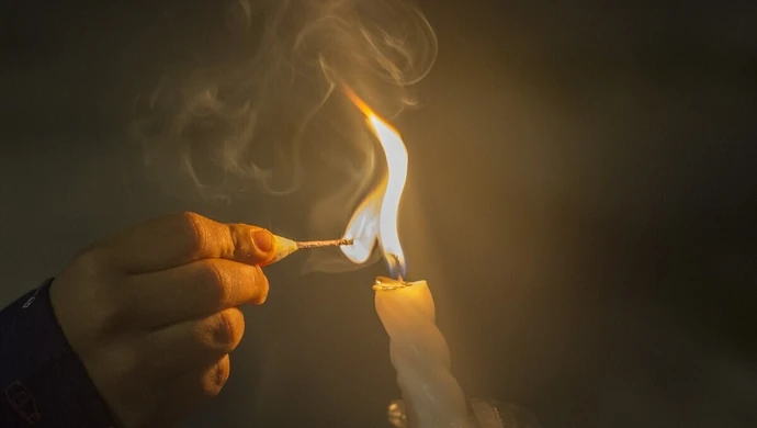 IPN: Zapalmy światło wolności