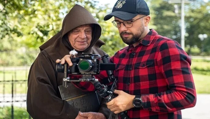 Zobacz "Pocztówkę z Piotrkowa"