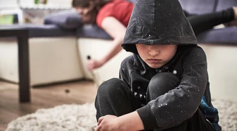 Troje dzieci pod opieką pijanej matki