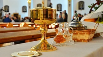 Zakażony COVID-19 uczestniczył w mszach świętych