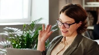 Jak poradzić sobie z problemami komunikacyjnymi pracując zdalnie?