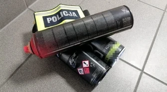 Grafficiarze zatrzymani przez policjanta po służbie