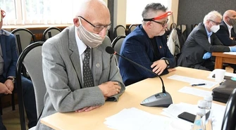 Jak pracowali radni w 2021 roku?