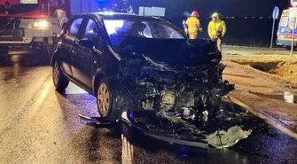 Groźne zderzenie opla z seatem